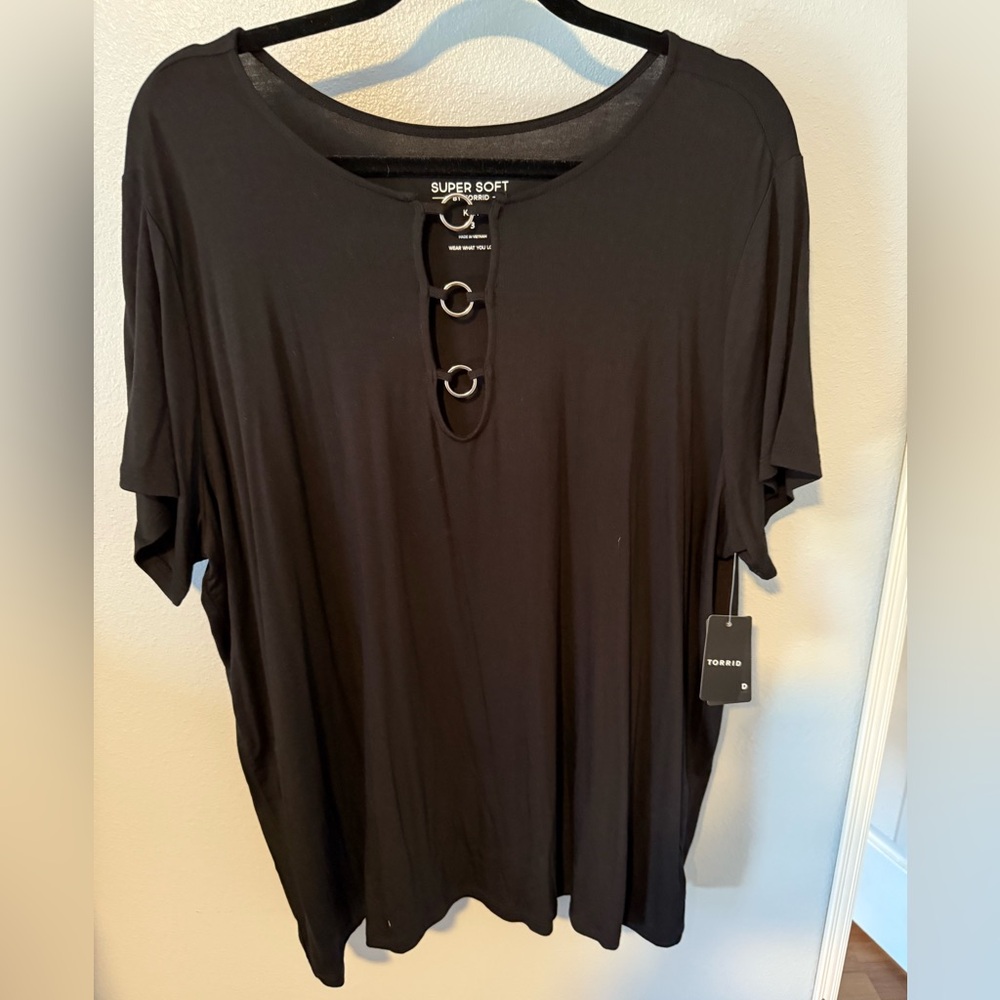 Torrid Black Super Soft Top with Ring Detail
